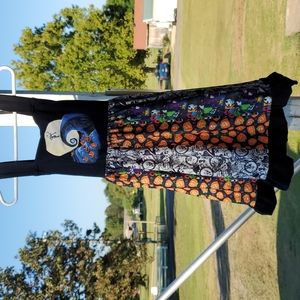 🌈 4 for $25 Girls size 5/6 nightmare before Christmas dress